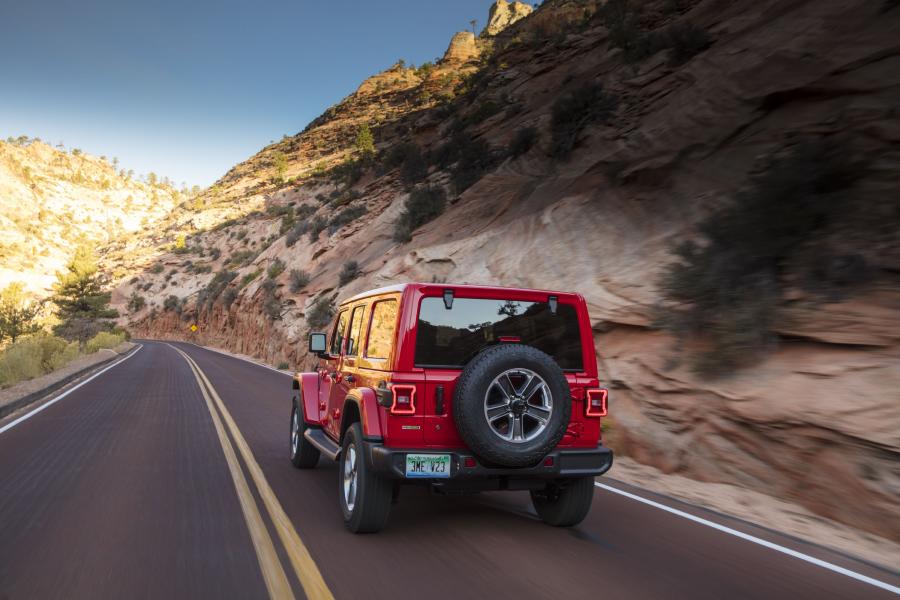  Jeep Wrangler Unlimited Sahara EcoDiesel (JL) 2019 года  (NA) (фото 14 из 39)